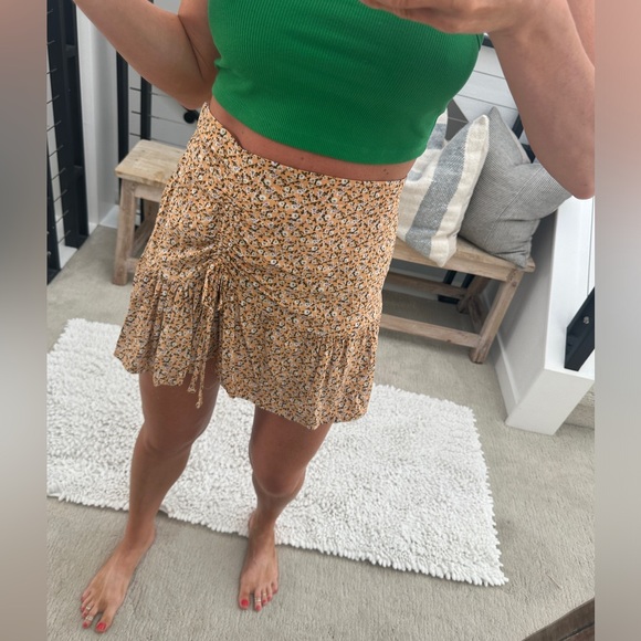 Wild Fable yellow & white floral high waist flowy mini skirt casual summer S - Picture 3 of 11